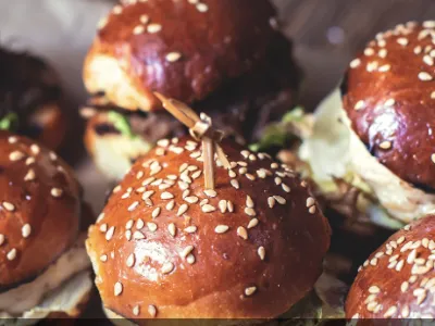 Deli /Sandwich / Hamburger